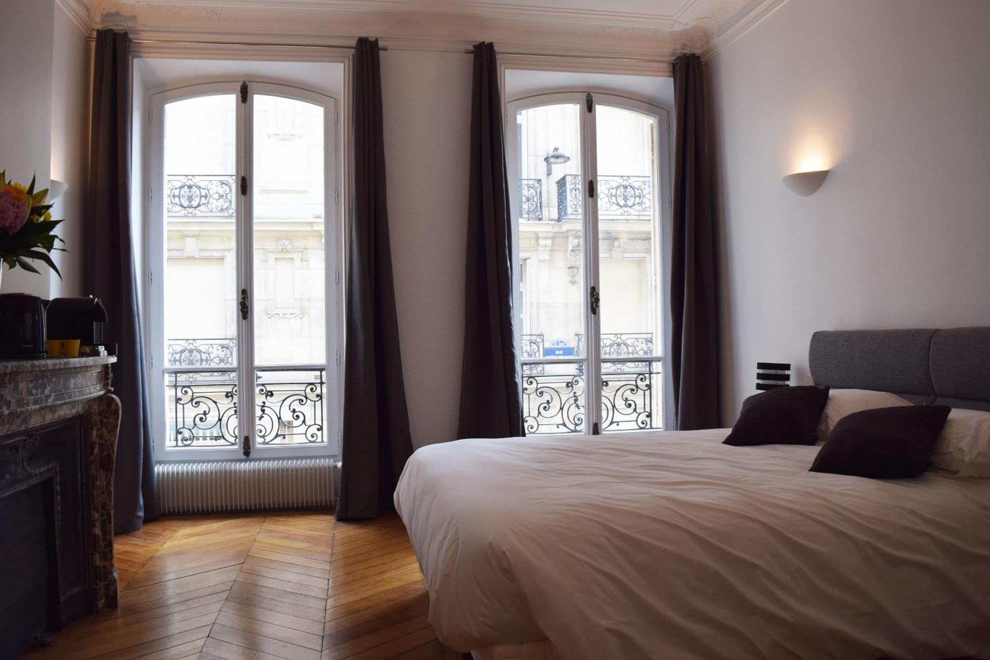 Paris Square Bed and Breakfast Værelse billede