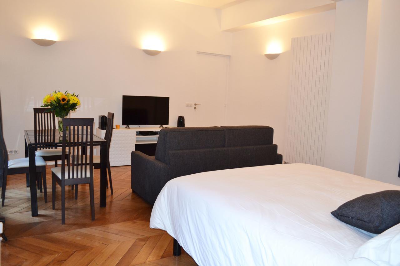 Paris Square Bed and Breakfast Eksteriør billede