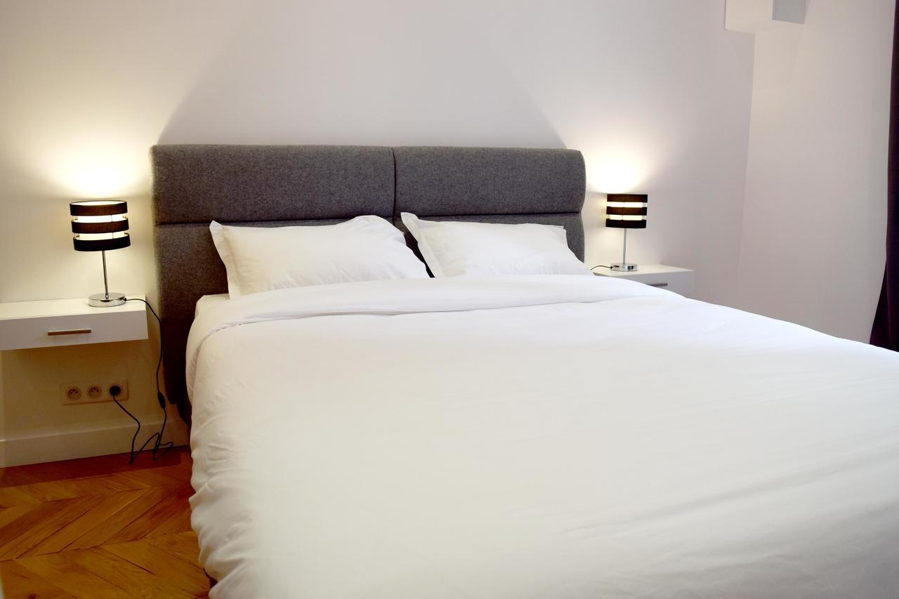 Paris Square Bed and Breakfast Eksteriør billede